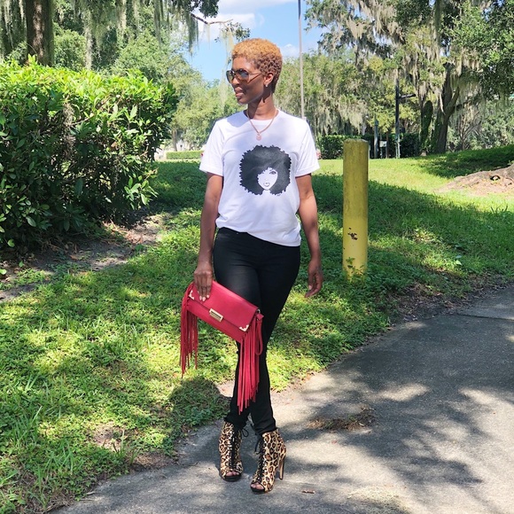 Afro Tee 💗 - Picture 1 of 2